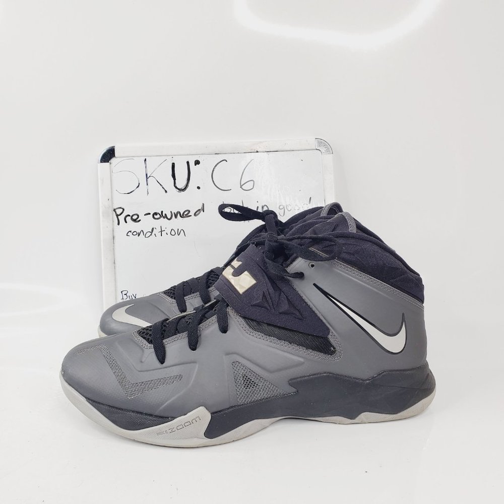 Nike Mens Dark Gray Lebron Zoom Soldier 7 599264-004 Basketball Shoes Size 11.5